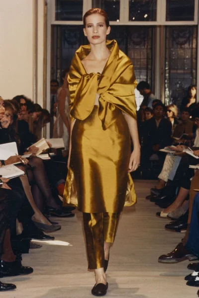 Look 19